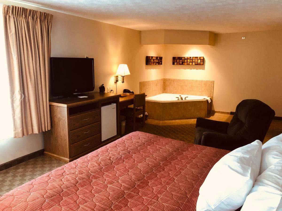 Shenandoah Inn & Suites Luaran gambar