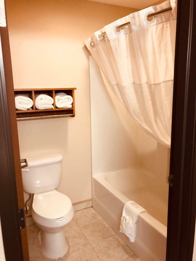 Shenandoah Inn & Suites Luaran gambar