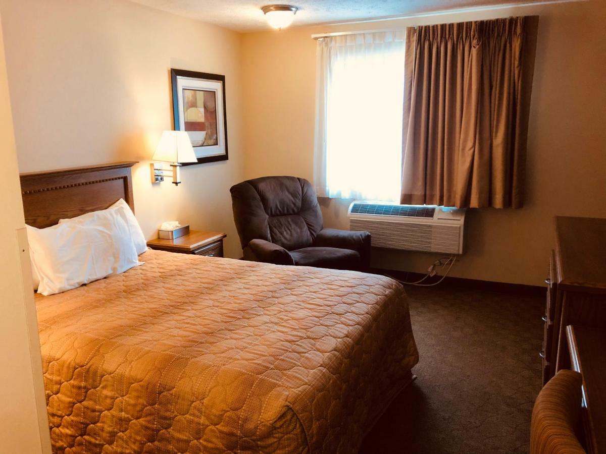 Shenandoah Inn & Suites Luaran gambar