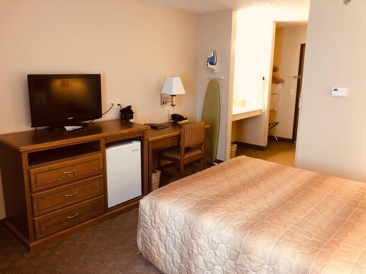 Shenandoah Inn & Suites Luaran gambar