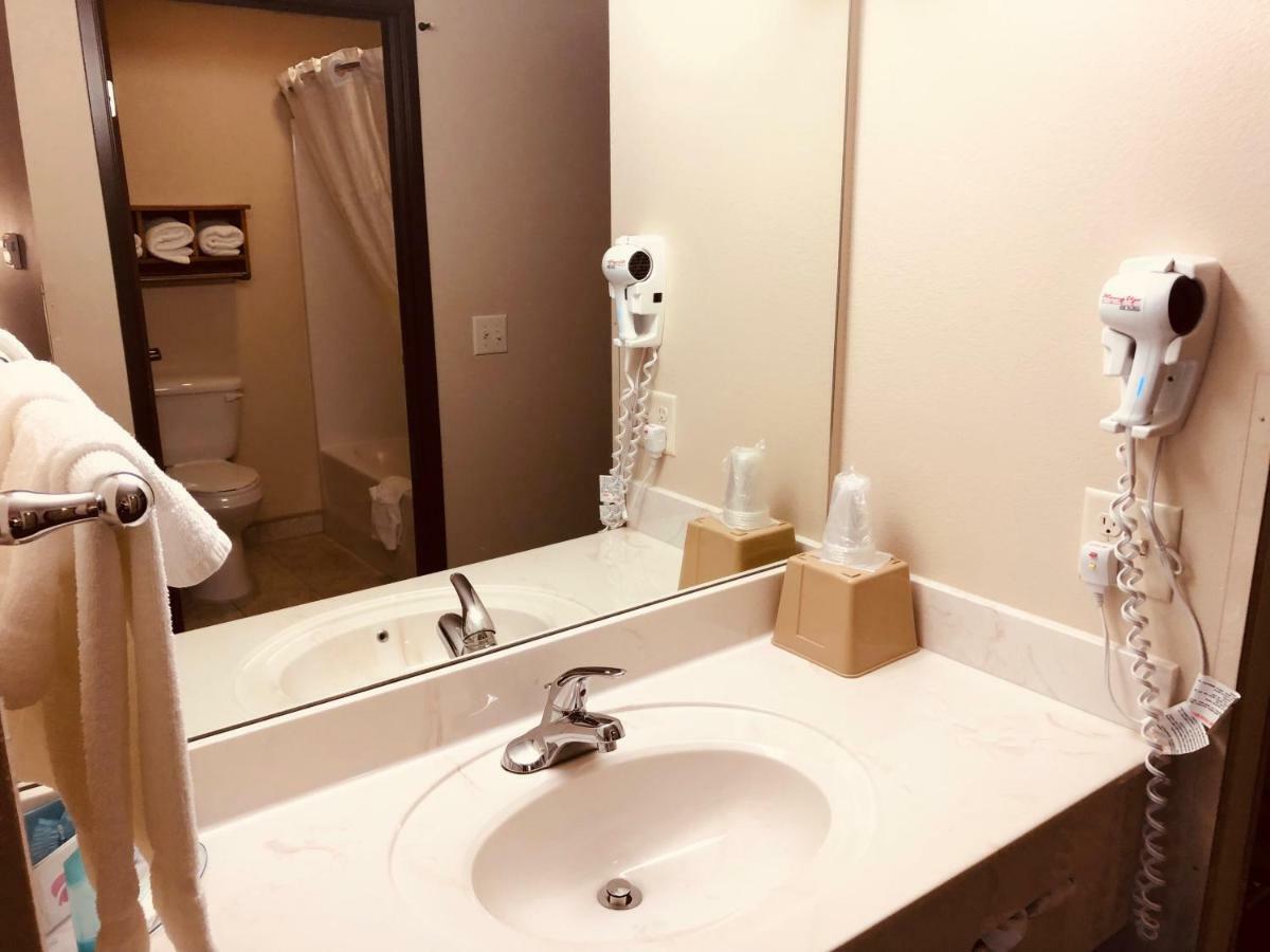Shenandoah Inn & Suites Luaran gambar